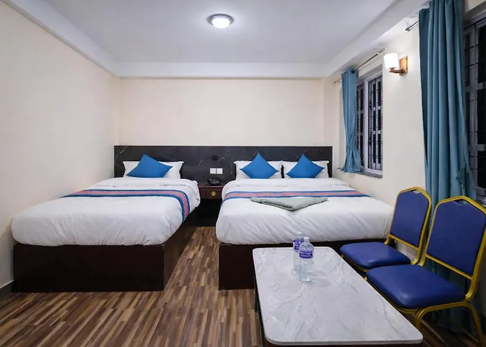 Funky Monkey- A Hostel, And 3* Katmandou