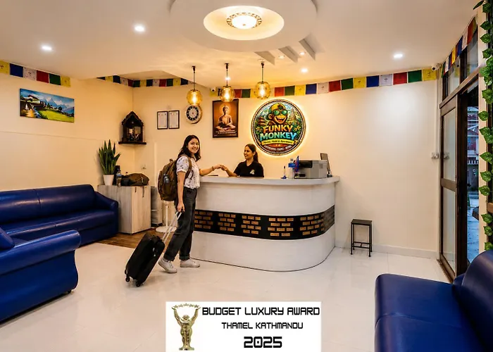 Funky Monkey- A Hostel, And Appart hôtel Katmandou